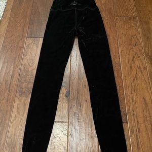 Beyond yoga high waist crushed velvet legging